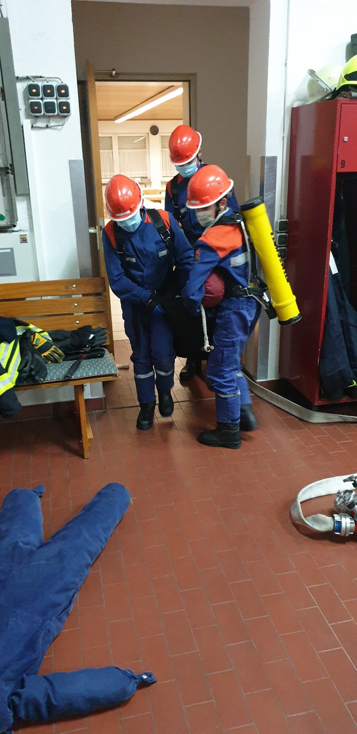 Wir Schlie&szlig;en an 15